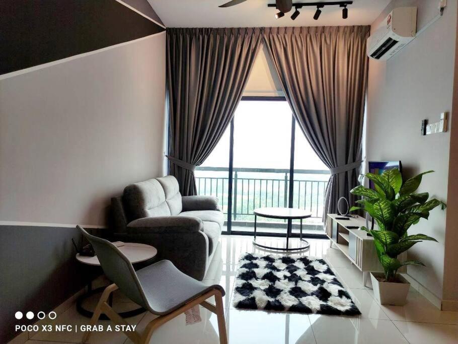Apartment The Horizon 3br L19 By Grab A *